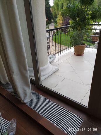 Фото нової решітки у ресторані Прага 3