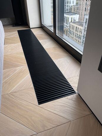 Алюминиевая Premium решетка для внутрипольного конвектора U-CON в черном цвете без рамки