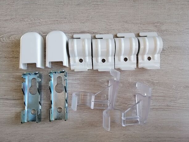 MB GBT Універсальний білий комплект кронштейнів для трубчастих радіаторів