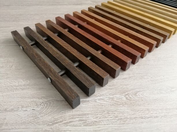 Дерев'яна решітка дубова для внутрішньопідлогового конвектора U-CON