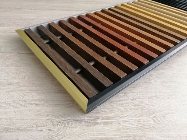 Дерев'яна решітка U-CON з рамкою