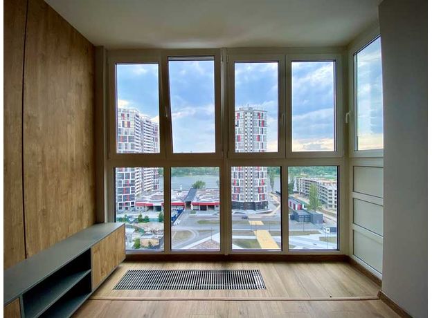 Обогрев балкона с панорамным остеклением в ЖК Русановская Гавань