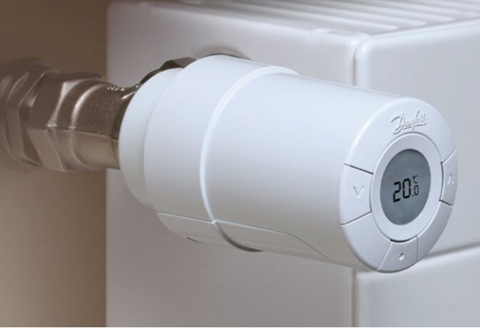 Danfoss Living Eco электронная термоголовка